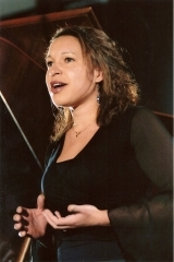 Portrait Natacha Figaro 2 - © by Photographie.Pro